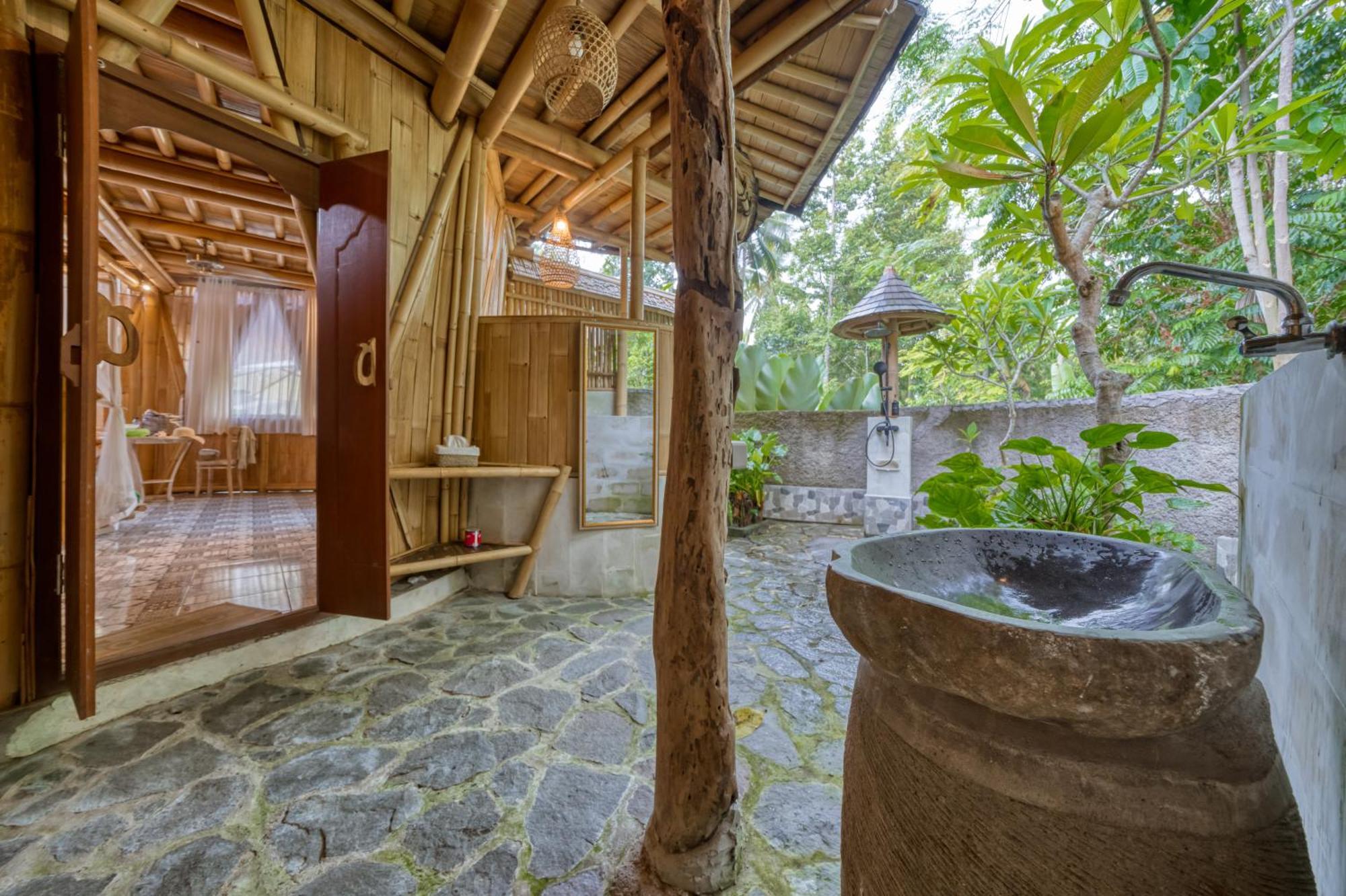 Bamboo Sanctuary By Nusantara Hospitality Villa